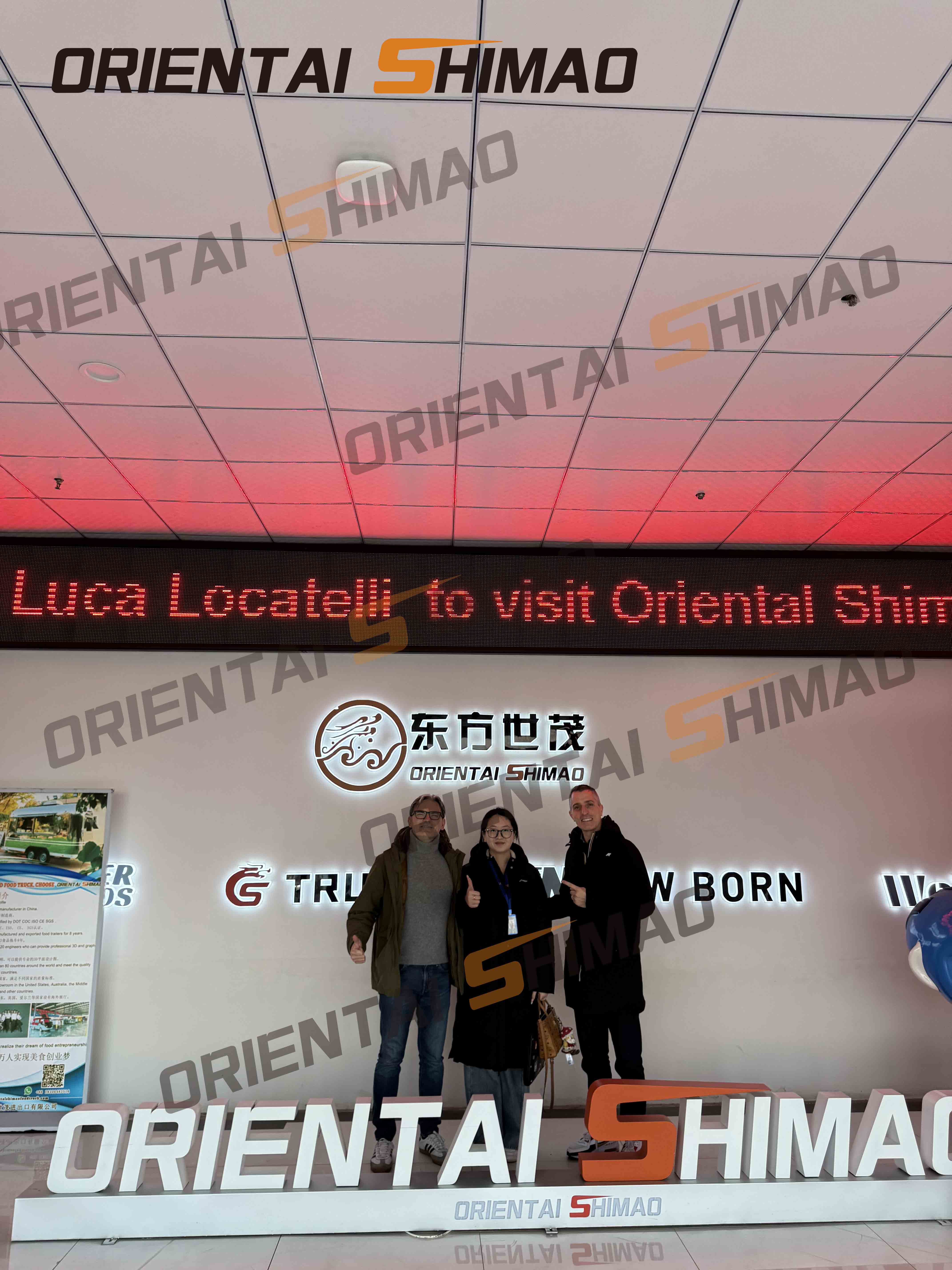 La collaboration sino-française se poursuit : des clients français visitent l'usine d'Oriental Shimao, louant la solidité de la production et le contrôle qualité rigoureux